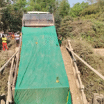 ବାଣପୁର: ମଝିରୁ ଭୁଶୁଡିଲା ପୋଲ, ଅଳ୍ପକେ ବର୍ତ୍ତିଲେ ହାଇୱା ଗାଡ଼ି ଚାଳକ ଓ ହେଲପର