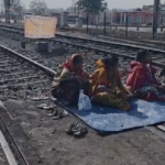 ନିଯୁକ୍ତି ଦାବିରେ ଧାରଣାରେ ଜମିହରା ପରିବାର |