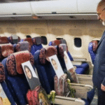 ବିମାନର ଆଗ ସିଟ୍‌ରେ ମୃତ ପିଲାଙ୍କ ସ୍ମୃତି: ରକ୍ତ ଭିଜା ବ୍ୟାଗକୁ ସାଥିରେ ଅଛି ଫଟୋ