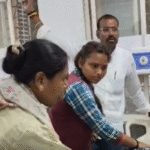 ମନ୍ତ୍ରୀଙ୍କ ଅପେକ୍ଷାରେ ଠିଆ ହୋଇଥିଲେ, ହଠାତ ବେହୋସ୍‌ ହେଲେ ଛାତ୍ରୀ